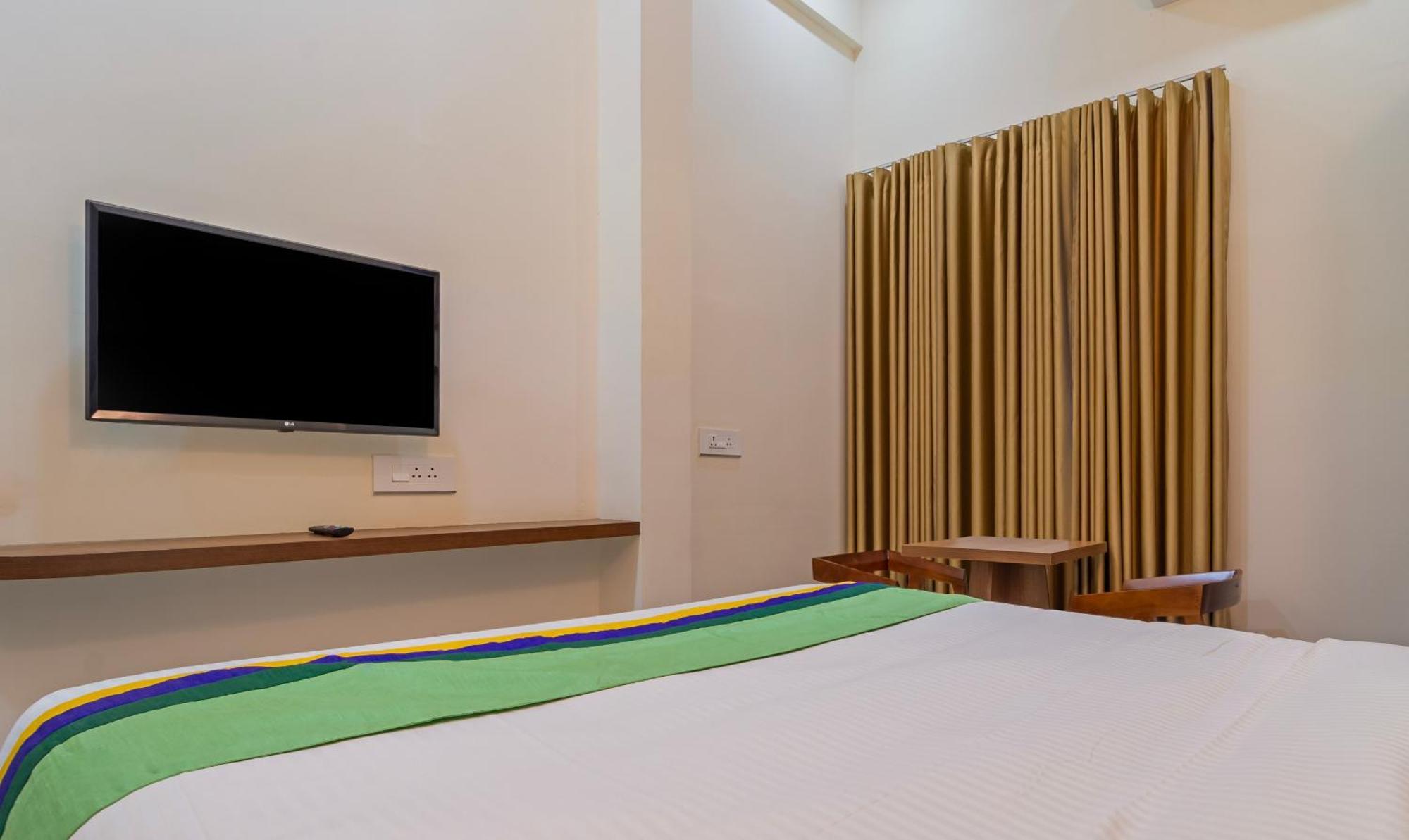 Itsy Hotels Avani Stays, Vyttila, Kochi Exterior foto